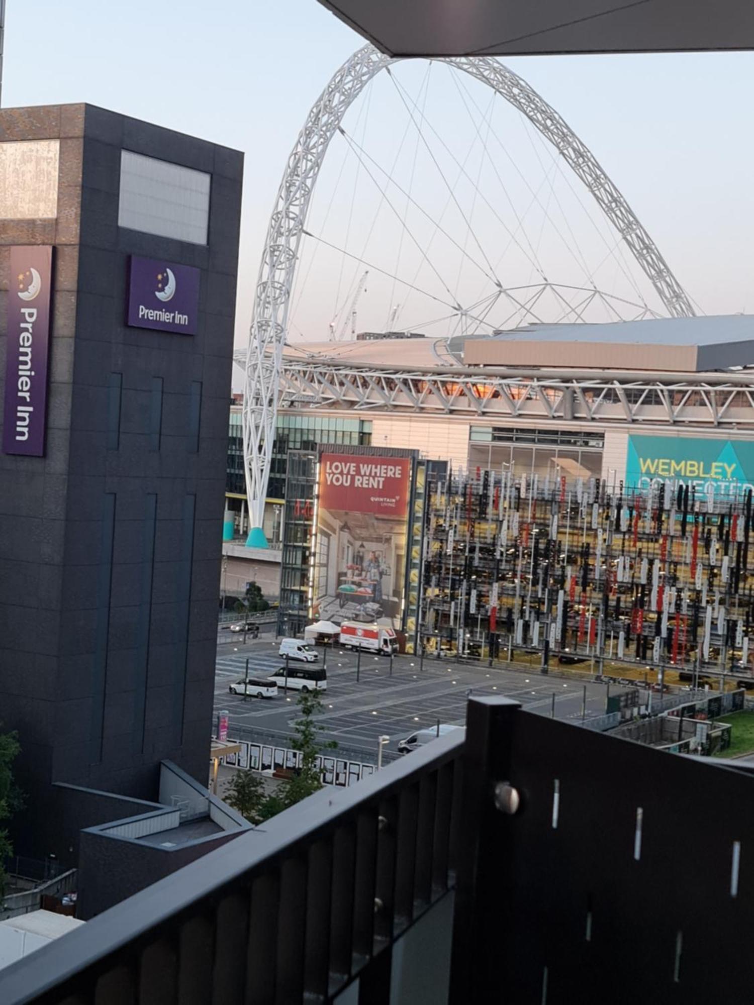 Wembley Stadium Comfort Cosy With A View Concerts, Matches And Holiday home *